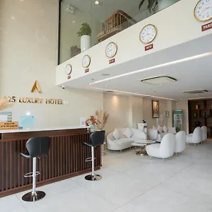 https://lharmonie-hotel.hotelsvungtau.com