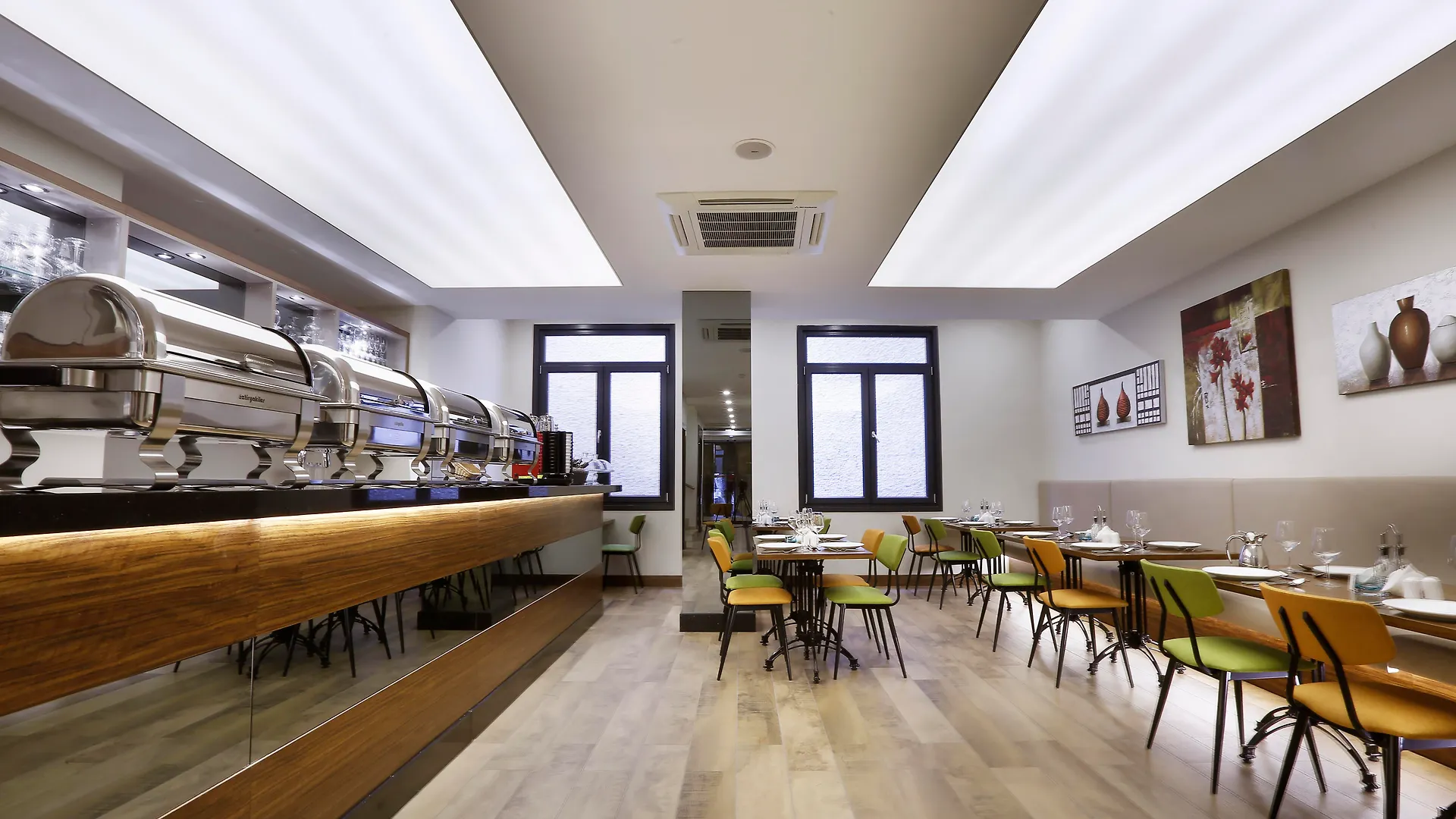 The White Orient Hotel Istanbul 4*,